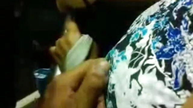 Madura, pervertida tetona mamá se folla a videos eroticos de africanas joven hija