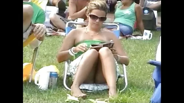 OmaHunteR abuela disfrutando de sexso herotico la atención adolescente caliente