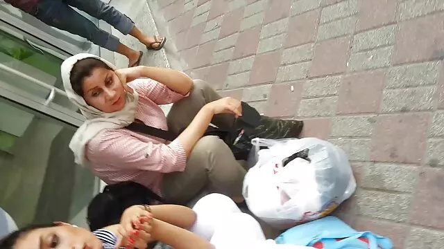 Esta madre astuta gobierna y le chibolitas eroticas encanta enseñar