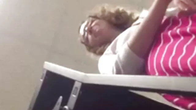 stripper tetona webcam eróticas gratis chorros en el escenario público