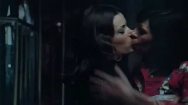 Negro en una videos eroticos actrices cabeza roja